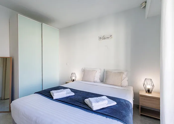 Le Victoria, Beau T2 Au Pied Des Plages, Piscine, Sauna *