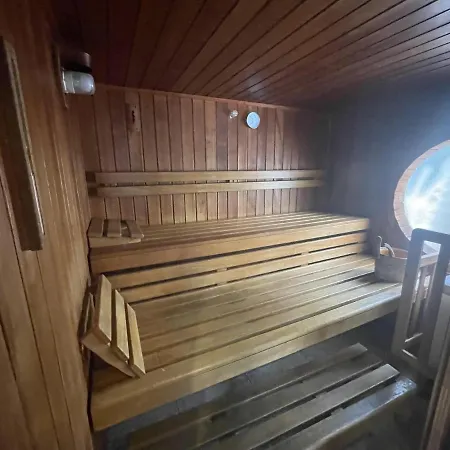 דירה Le Victoria, Beau T2 Au Pied Des Plages, Piscine, Sauna מנטון