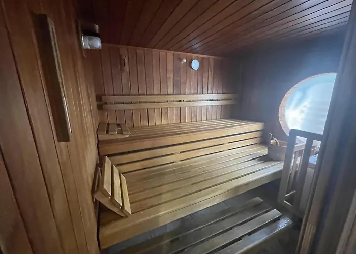 Διαμέρισμα Le Victoria, Beau T2 Au Pied Des Plages, Piscine, Sauna Μεντόν