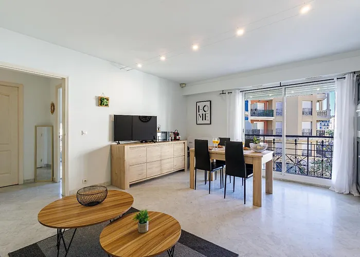 Le Victoria, Beau T2 Au Pied Des Plages, Piscine, Sauna Мантон