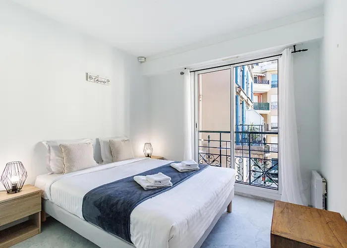 Le Victoria, Beau T2 Au Pied Des Plages, Piscine, Sauna * Мантон